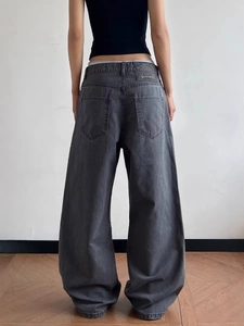 High-waist wide-leg street style washed black denim pants with back leather patch logo