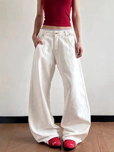 Retro white wide-leg jeans in cleanfit style featuring high waist and loose denim cut
