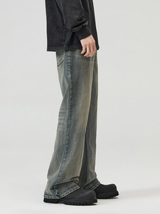 Vintage herenjeans met wijde pijpen van slubkatoen in een gewassen blauwgrijze tint
