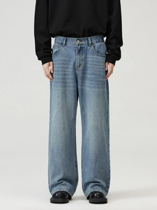Men's loose straight-leg jeans in retro blue wash with whiskers and wide-leg fit