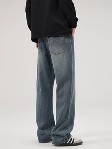 Men's retro washed blue loose straight leg jeans with casual relaxed fit