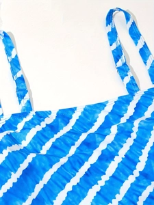 Übergrößen-Tankini-Top mit blauen Wellenstreifen und verstellbaren Trägern für Damen