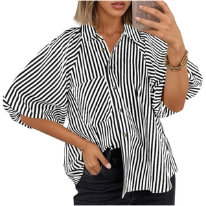 Chemise rayée noir et blanc pour femme avec manches lanternes et boutonnage chic