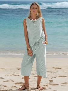 Women's summer two-piece green striped sleeveless top and wide-leg crop pants for beach