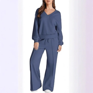 Women's 2-piece grey-blue knit lounge set with V-neck pullover and wide-leg trousers