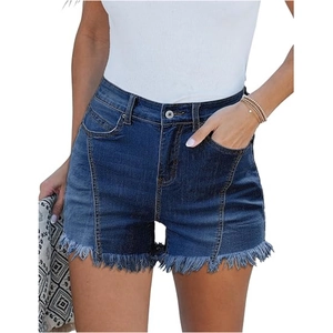 Pantaloncini di jeans blu scuro a vita alta con cuciture verticali e orlo sfrangiato