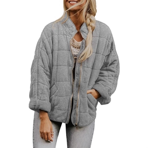 Veste matelassée oversize gris foncé pour femme avec col montant et fermeture éclair