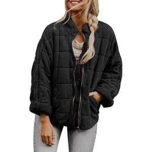 Veste matelassée noire pour femme avec col montant et fermeture éclair intégrale