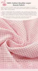 Gros plan sur un tissu en gaze de coton rose à carreaux 100% doux, léger et ultra respirant