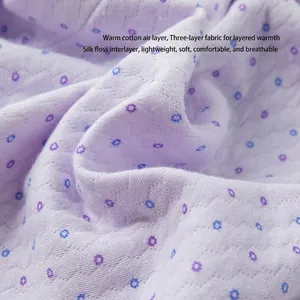 Tuta da cura trapuntata a fiori viola con tessuto termico a tre strati per anziani