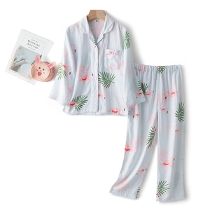 Pigiama in cotone con stampa fenicottero, maglia a maniche lunghe e pantaloni lunghi