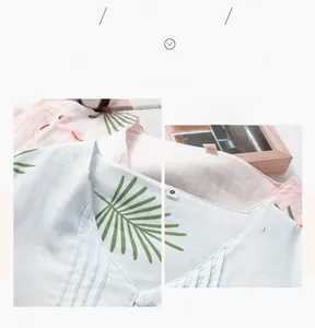 Détail de chemise de nuit en coton à motif flamant avec col en V et coutures précises