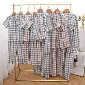 Ensembles pyjama à carreaux en coton pour enfants avec hauts boutonnés et pantalons assortis