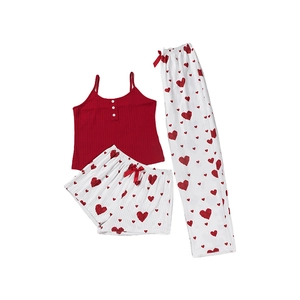 Ensemble pyjama trois pièces pour femmes avec haut côtelé et pantalon imprimé cœur