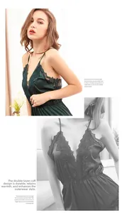 Détail de la nuisette en satin vert foncé avec dentelle sur le décolleté en V et volants