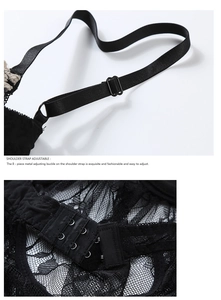 Détail des bretelles réglables avec boucles en métal et dentelle sur lingerie noire