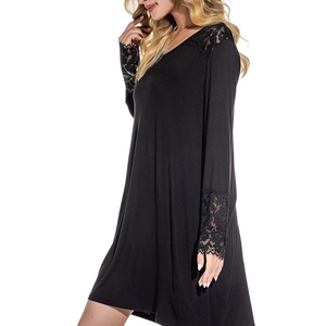 Chemise de nuit noire pour femme en coton à manches longues avec dentelle élégante