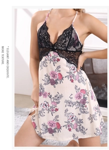 Gros plan sur une nuisette à fleurs élégante avec dentelle noire délicate et décolleté en V