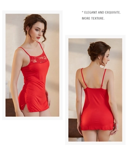 Dettaglio sottoveste in seta rossa con pizzo floreale squisito e spacco laterale elegante