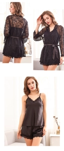 Vues détaillées du pyjama 3 pièces pour femme en dentelle et soie de couleur noire