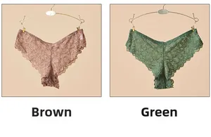 Détail de culottes en dentelle florale marron et verte avec bords festonnés