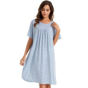 Short sleeve light blue floral nightgown in soft cotton with elegant pleated crew neck