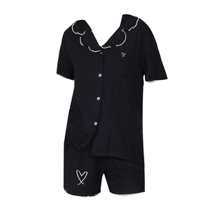 Ensemble pyjama modal pour femme avec broderie cœur et bordure ondulée rose