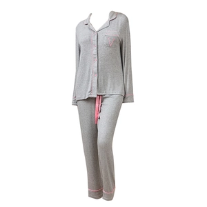 Ensemble de pyjama modal à rayures avec chemise boutonnée et pantalon à cordon