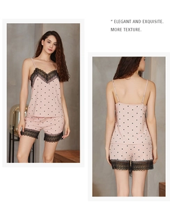 Détails de l'ensemble de pyjama rose à pois avec bordure en dentelle noire sur le short
