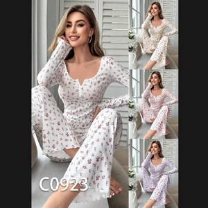 Pyjama Nervuré Imprimé Floral Pour Femmes En Polyester Manches Longues Col En V Top And Bottom Détente Avec Bordure En Dentelle