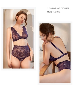Detailansicht des lila Spitzen-Lingerie-Sets mit Blumenmuster und tiefem V-Ausschnitt