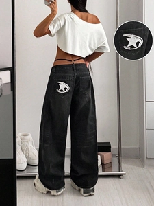 High street black wide-leg jeans for women with white star embroidery on the back pocket