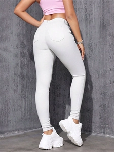 Jean skinny blanc taille haute pour femme avec effet push up et coupe ajustée