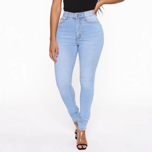 Jeans skinny da donna a vita alta in blu chiaro con stretch elastico e design a 5 tasche