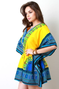 Robe courte de style ethnique avec imprimé Dashiki jaune citron et col en V profond