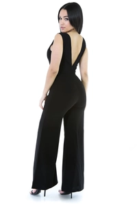 Combinaison femme dos nu col en V profond et pantalon large de couleur noire