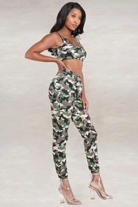 Zweiteiliges Damen-Sportset mit Camouflage-Muster, bauchfreiem Top und High-Waist-Hose