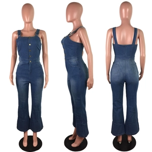 Dunkelblauer Denim-Jumpsuit für Damen mit Trägern und Schlaghose in verschiedenen Ansichten
