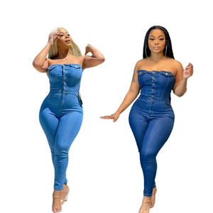 Combinaison bustier en jean pour femme coupe ajustée en délavage bleu clair et foncé