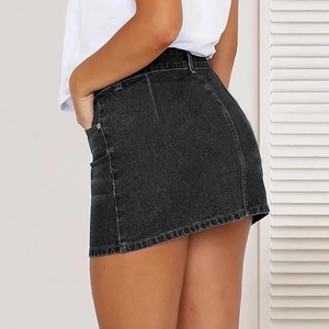 Slim fit high-waisted black denim mini skirt with side pockets and washed finish