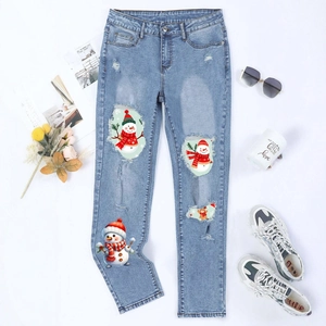Jeans Droits Déchirés avec Imprimé Bonhomme de Neige de Noël pour Femmes Denim Délavé Bleu Clair Taille Moyenne Pantalons Longs en Denim