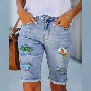 Women Tropical Beach Coconut Tree Print Ripped Denim Shorts Summer Mid Waist Distressed Straight Leg Frayed Hem Casual Jean Shorts