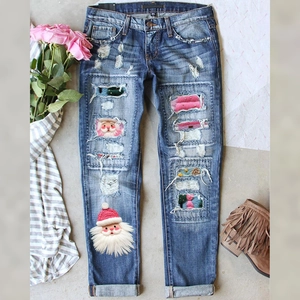 Jeans en Denim Vieilli de Noël pour Femmes Décor Peluche Père Noël 3D Déchiré Jambe Droite Denim Bleu Pantalon Décontracté