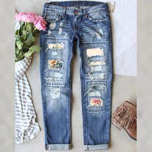 Women Ripped Straight Leg Jeans Floral Patch Distressed Denim Pants Casual Streetwear Mid Waist Blue Trousers For Lady