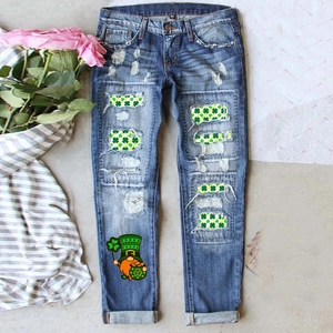 Jeans Déchirés pour Femmes Saint Patrick Imprimé Trèfle Gnome Denim Effet Vieilli Pantalons Droits Streetwear Vintage