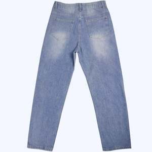 Classic light blue denim jeans for women with back pockets and a stylish slim fit design