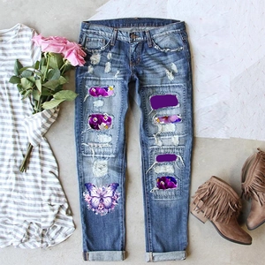 Women's Casual Ripped Straight Jeans With Floral Butterfly Print Bohemian Washed Cotton Blend Denim Pants For Daily Streetwear