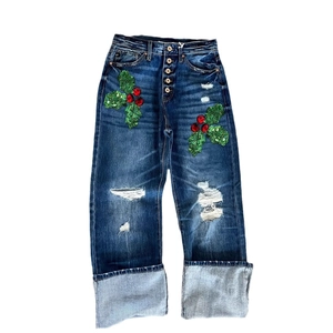 Dunkelblaue Straight-Jeans mit Distressed-Details, Stechpalmen-Stickerei und breitem Aufschlag