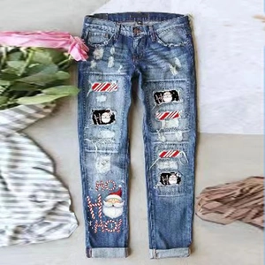 Pantalon en Denim Déchiré Noël Père Noël Imprimé Léopard Femme Jeans Bleu Délavé Jambe Droite Tenue de Fête Streetwear