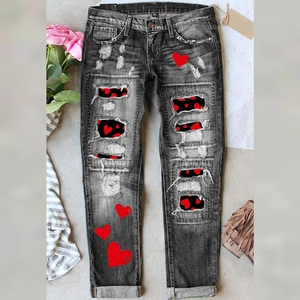 Pantalon Jeans en Denim Déchiré pour Femme Imprimé Cœur Streetwear Décontracté Jambe Droite Taille Moyenne Délavé en Coton Gris